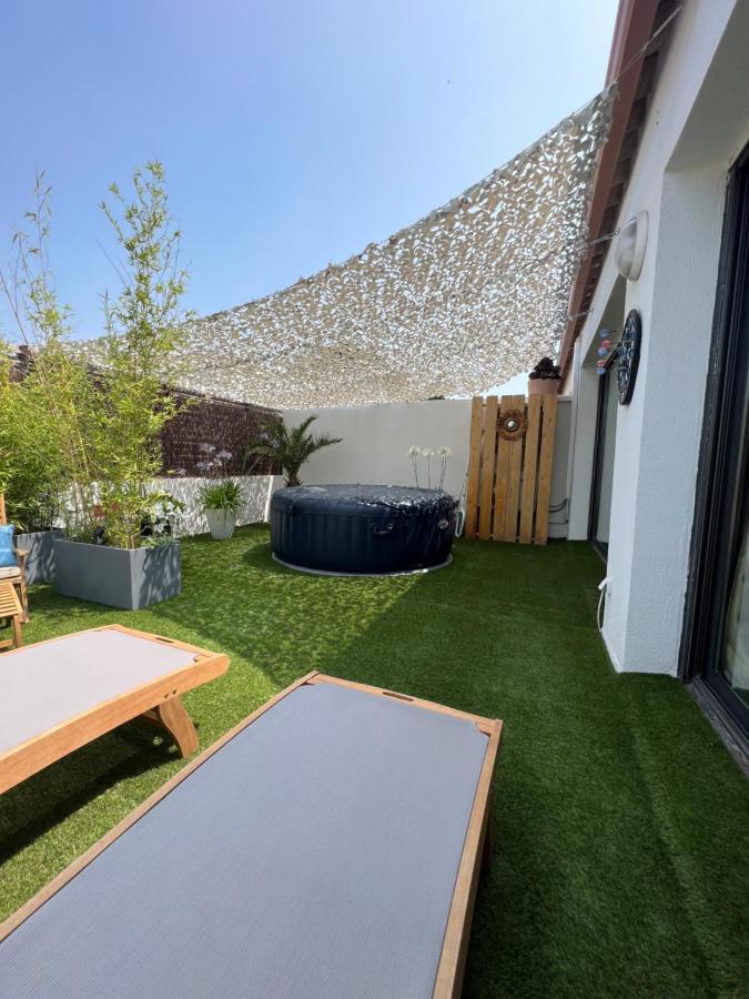 L'Avant Scene Meuble 5 Etoiles Parking Gratuit Jacuzzi أفينيون المظهر الخارجي الصورة